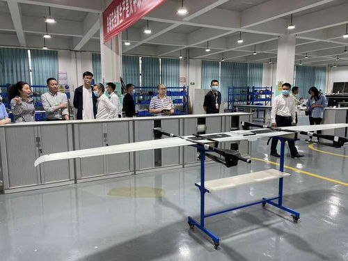 探訪 再造產(chǎn)業(yè)自貢 的 工業(yè)密碼 中省媒體記者感受老工業(yè)城市轉(zhuǎn)型升級(jí)